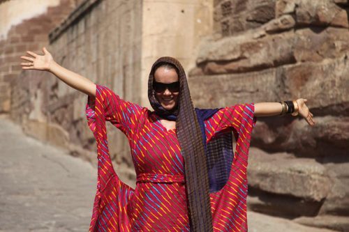 what-to-wear-in-india-female-traveler-jodhpur