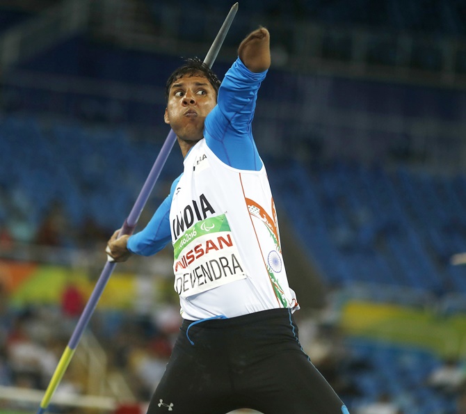 2016 Rio Paralympics - Athletics - Men's Javelin Throw - F46 Final - Olympic Stadium - Rio de Janeiro, Brazil - 13/09/2016. Devendra of India competes. REUTERS/Ricardo Moraes FOR EDITORIAL USE ONLY. NOT FOR SALE FOR MARKETING OR ADVERTISING CAMPAIGNS. - RTSNM8C