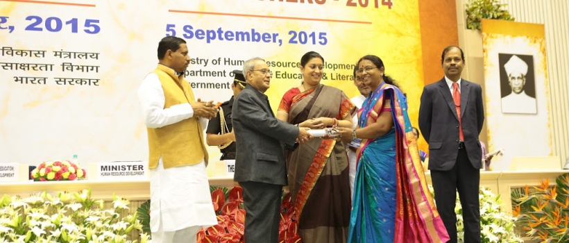 2014 National awardee teacher Mrs. Bebinanda Dattatrya Sakat School Kardelwadi 365 days school pune Maharastra. 5 sep 2015