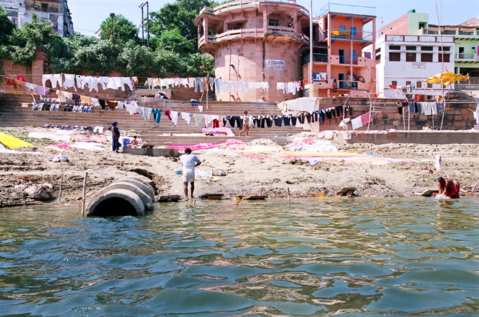 Drainage-in-Ganga-at-Varanasi