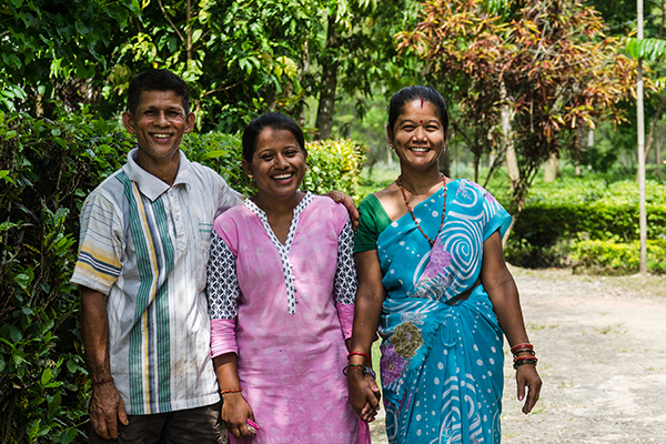 Deepa, field assistant at Chota Tingrai, with her parents.