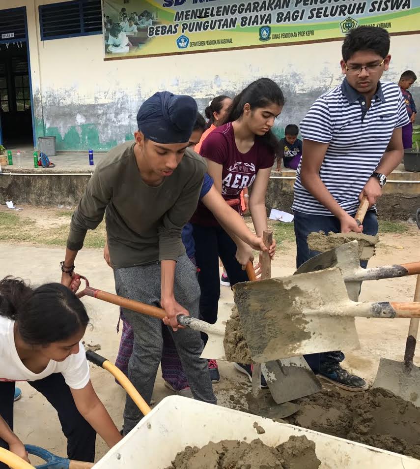 Gaurishi (centre) on a school trip