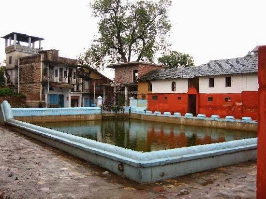 pragpur-village-tank