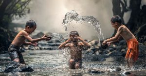 We Asked a Doctor What's the Best Way to Deal With the Summer Heat. Here's Her Expert Advice