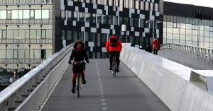 In a Bid to Combat Pollution, Delhi Govt Plans to Build an Elevated Cycling Track