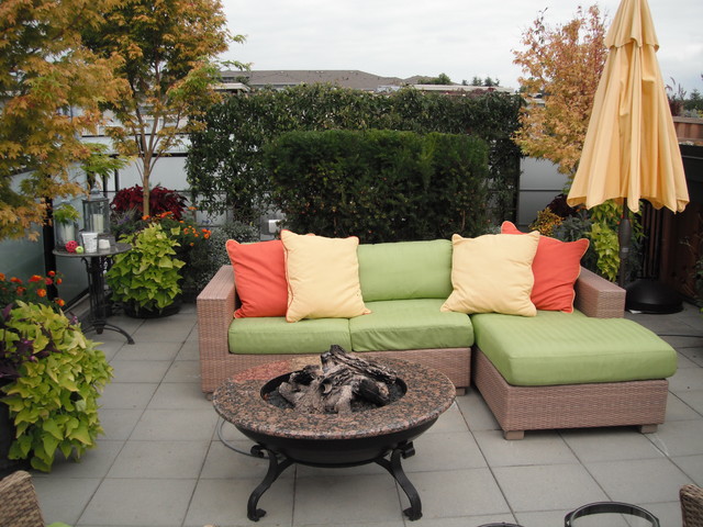 Outdoor Furniture In Delhi