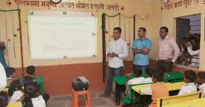 47,000 Govt Schools in Maharashtra's Villages Are Now Digital Thanks to Some Amazing Heroes