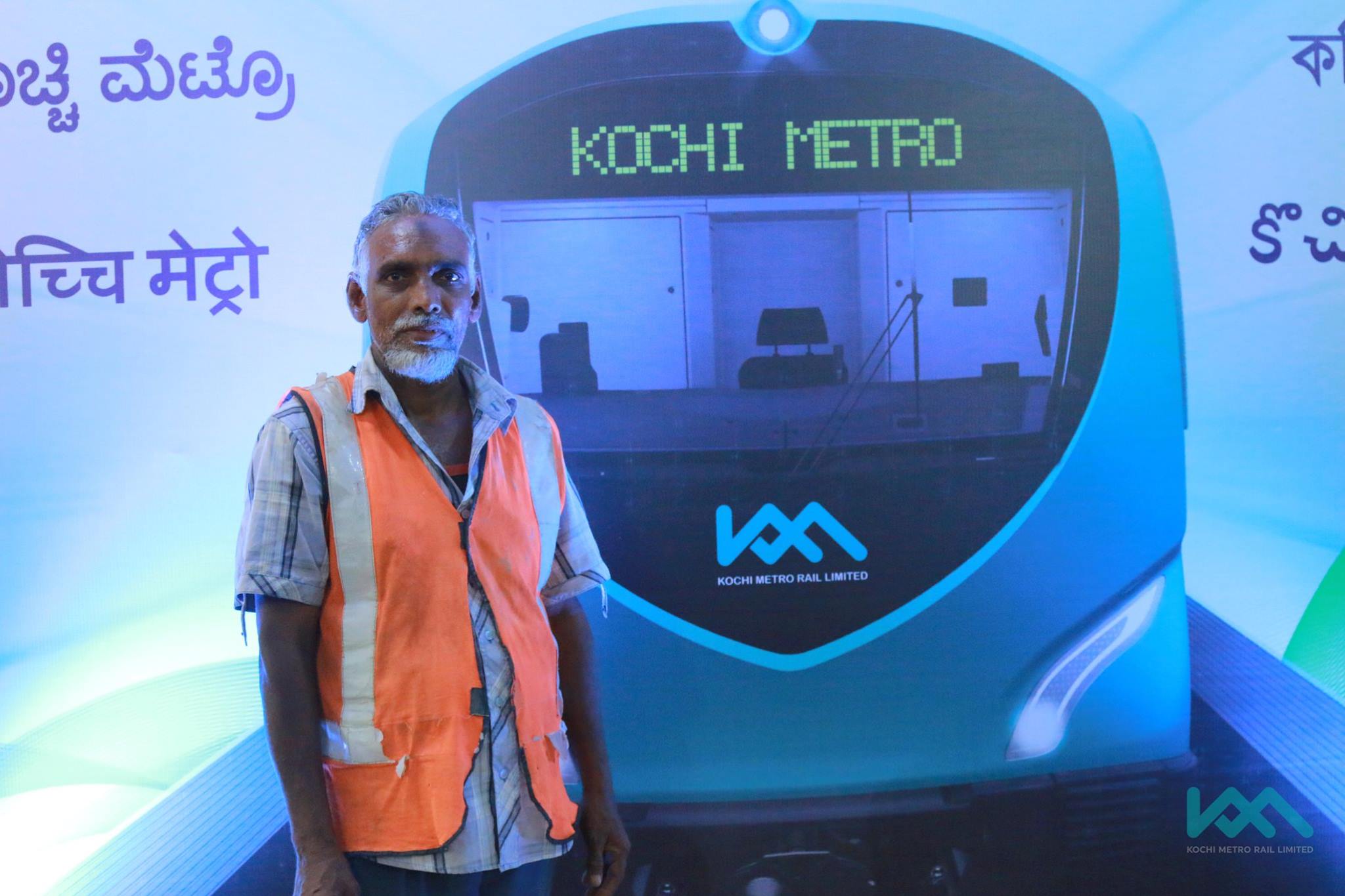 Kochi-metro-workers-sadhya-meal