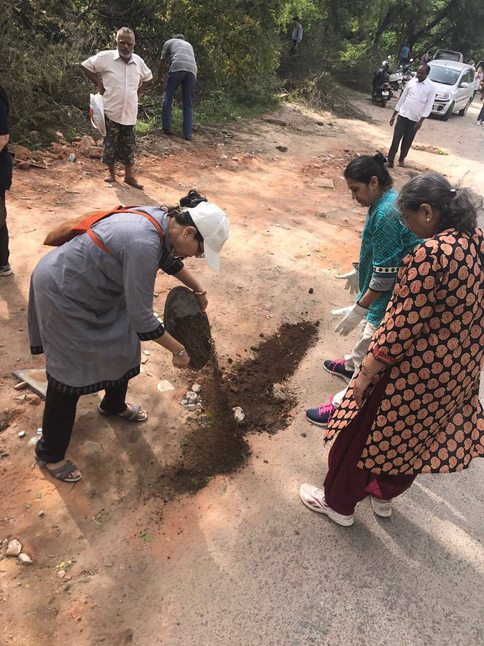 potholes-secunderabad-senior-citizens