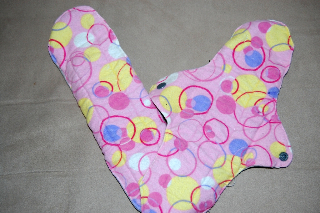 How to Make Your Own Reusable Sanitary Pads – The Friendly Turtle