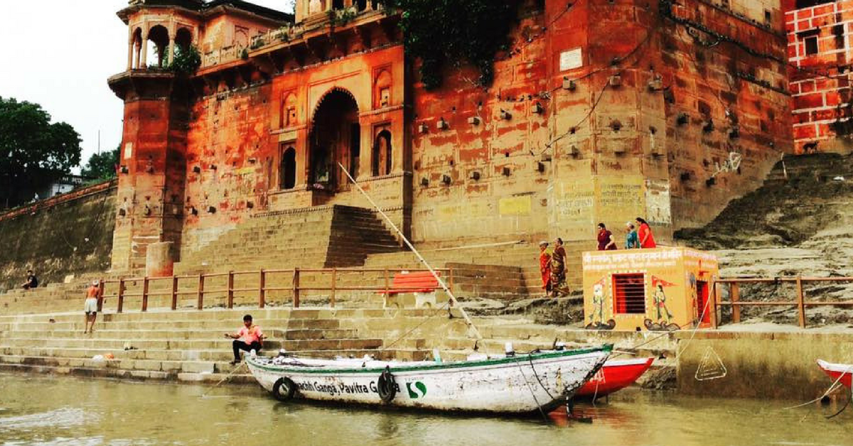 Cow Dung Cakes to Replace Wood in Varanasi’s Cremation Ghats
