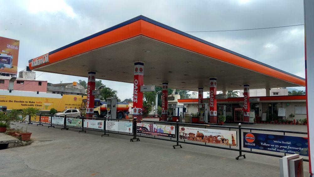 Bengaluru Petrol Pump Offers Free Food to Customers Who Skip Meals