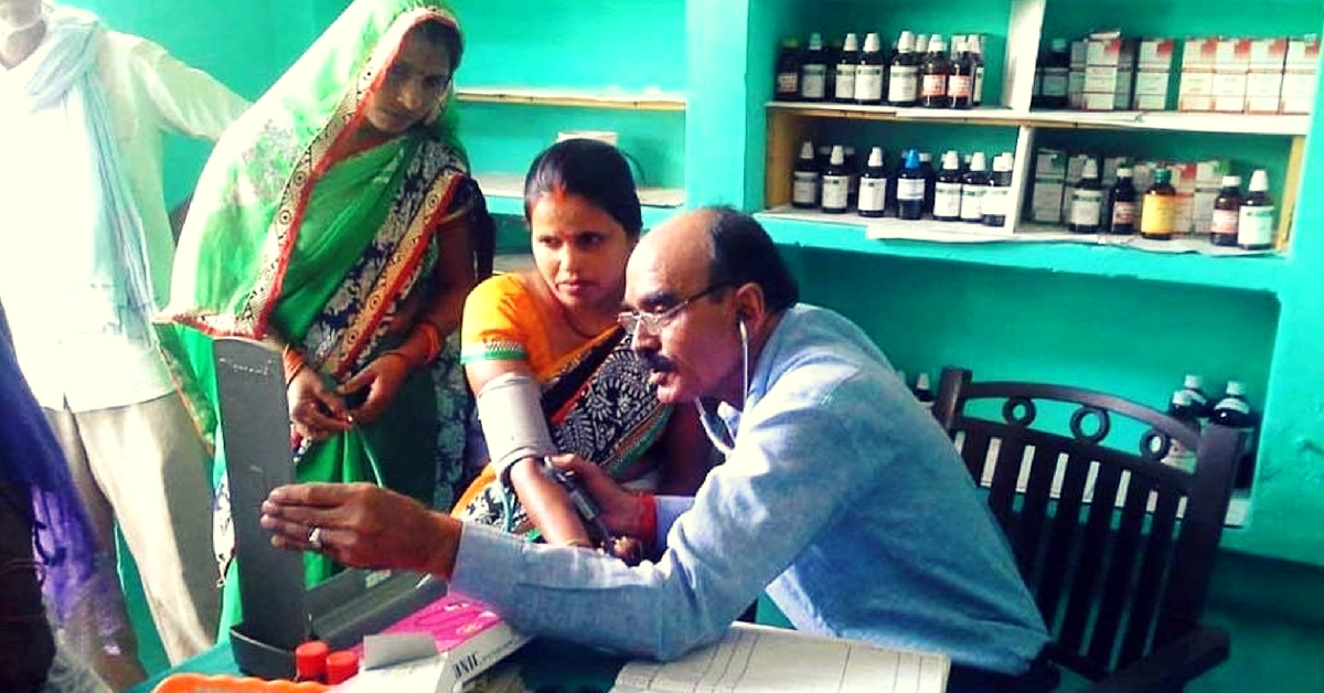 For Just Rs 50 per Head, These UP Women Are Crowd Sourcing Their Own Healthcare!