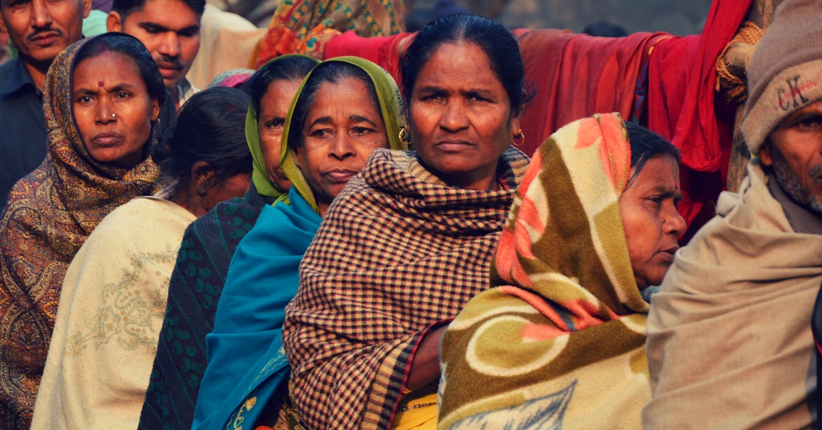 This Hyderabad Couple Feeds Over 200 People Every Sunday Outside a Cancer Hospital!