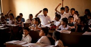 WhatsApp Group Comes Together to Set up a Smart Classroom in a Government School!