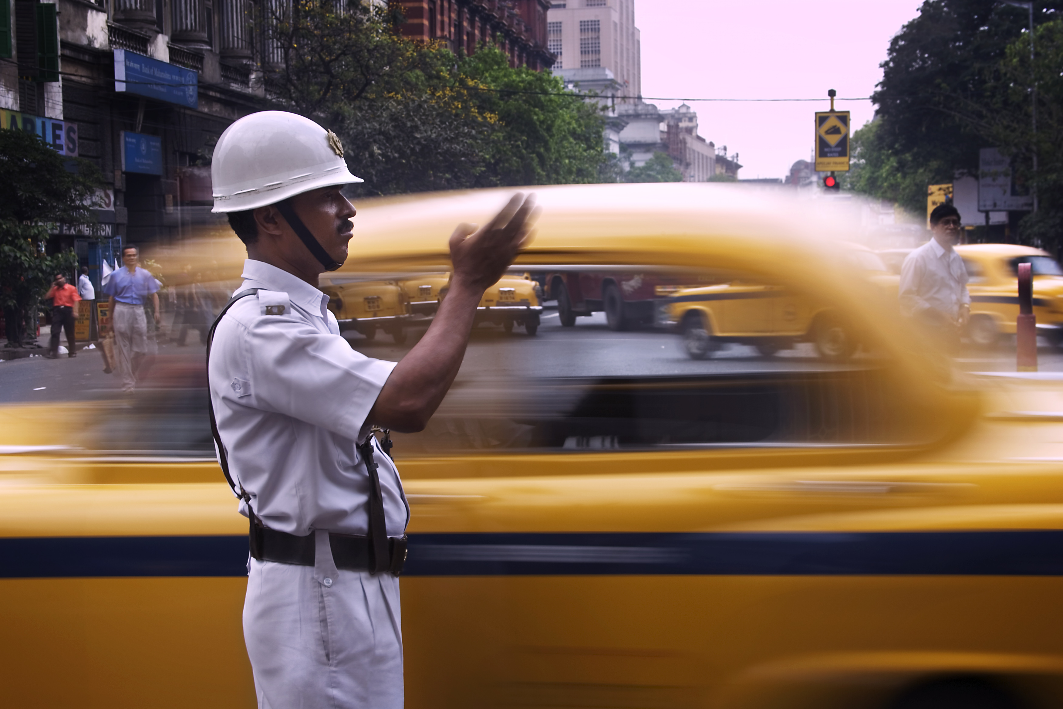 brave-kolkata-cop-set-to-become-first-on-duty-police-officer-with-a