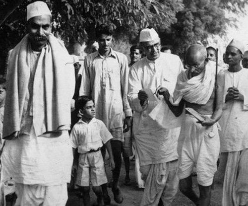 The Forgotten Cook Who Paid Heavily For Refusing To Poison Gandhi