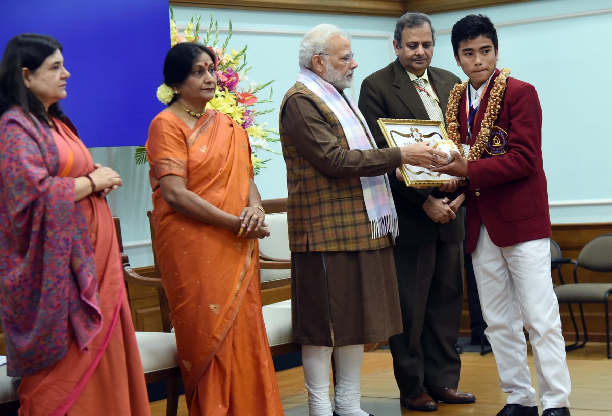 Zonuntluanga National Bravery Awards kids