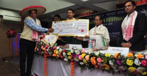 This 57-Year-Old School Dropout's Novel Agarbatti Machine Is Winning Awards!