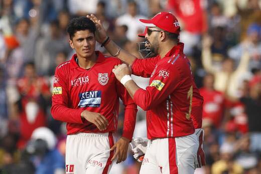 Mujeeb with his KIngs XI Punjab teammates. (Source: Facebook) 