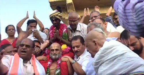 Shattering Barriers, Hyderabad Priest Carries Dalit Man on Shoulders into Temple Sanctum