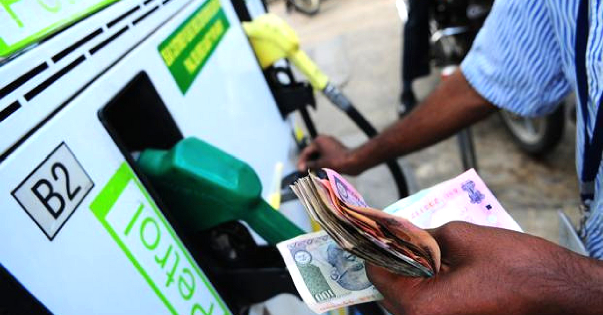 Here’s What Centre & State Govts Can Do To Cut Fuel Prices, According to Experts!