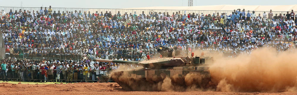 Live demonstration of Arjun_Mark_II_being_developed by DRDO at Defexpo 2016