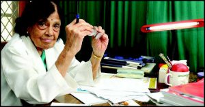 A Woman of Many Firsts: Meet India's First And Oldest Cardiologist!