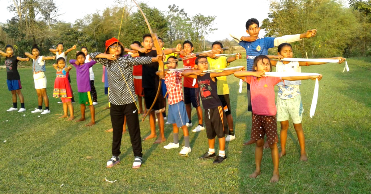 Teaching young kids from her village. (Source: The People's Aid)