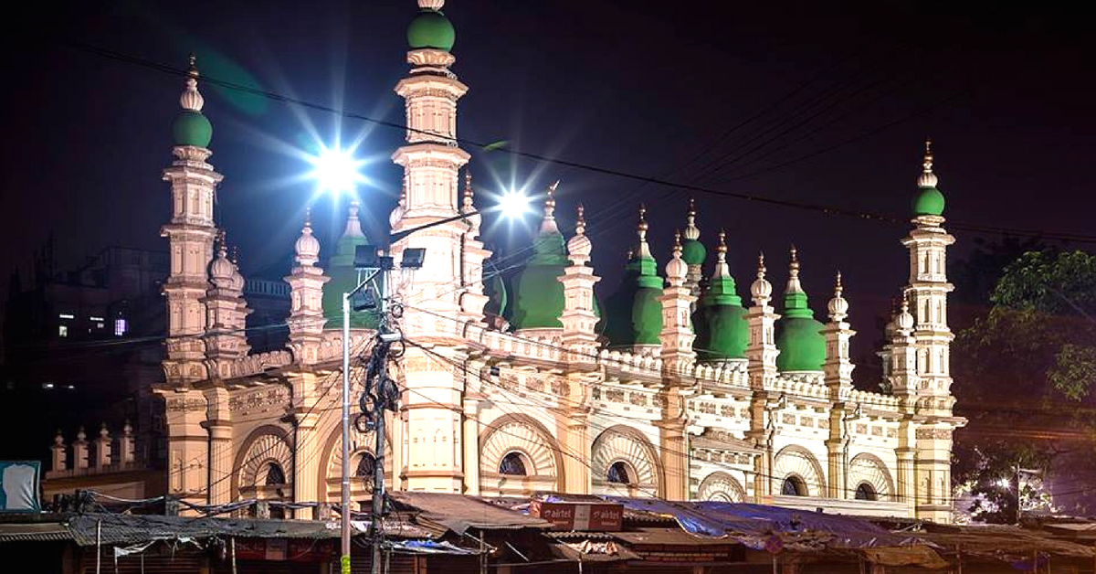 The mosque in Kolkata has stood tall for more than a century.Image Credit: Shiva Kumar