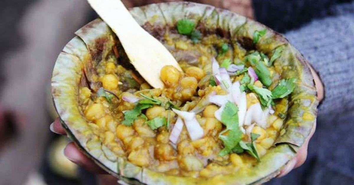 Kolkata's staple street-food snack, the widely-available Ghugni. Image Credit: World of Kolkata