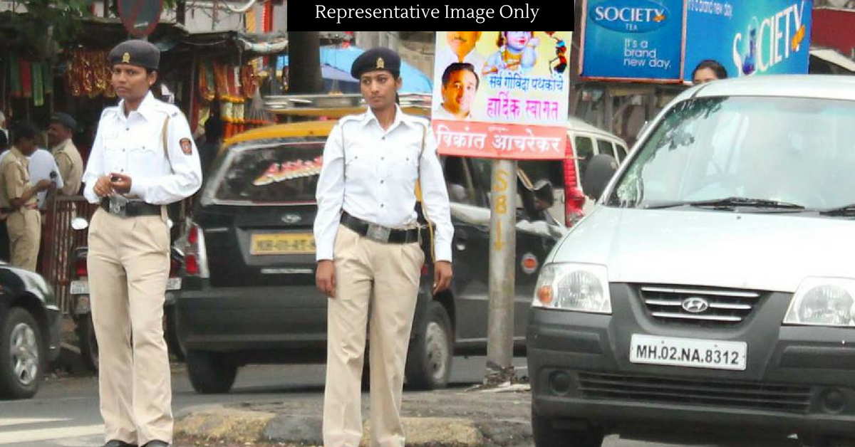 Mumbai police force's 2 officers promptly helped the accident victims and rushed them to hospital. Representative Image Only. Image Credit: Prats Photography