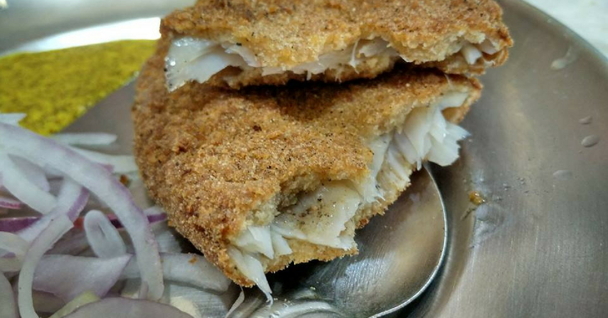 The legendary Kolkata fish fry, best sampled at Tollygunge.Image Credit: Souvik Ghosh