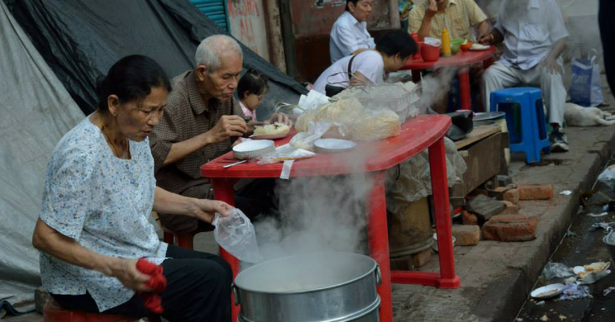 Visit Tiretti Bazaar in Kolkata, and dig into the sumptuous Chinese breakfast.Image Credit: Pratik Ghosh.