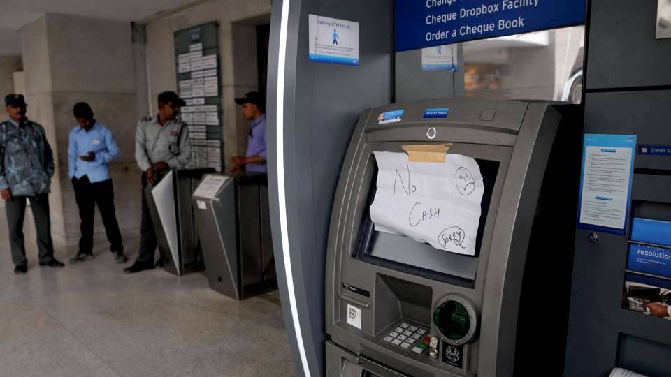 No Cash Will Be Refilled in ATMs After 9 PM from 2019 - The Better India