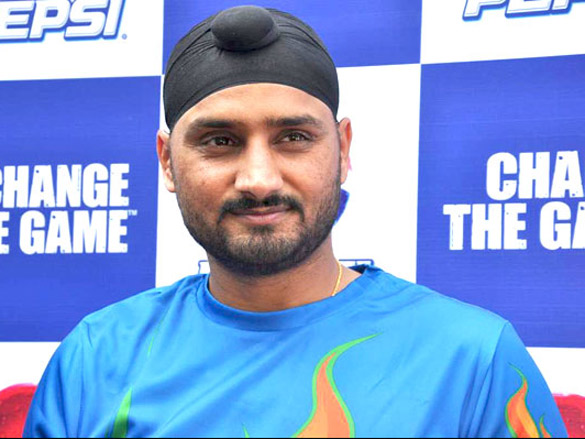 Harbhajan Singh (Source: Wikimedia Commons)