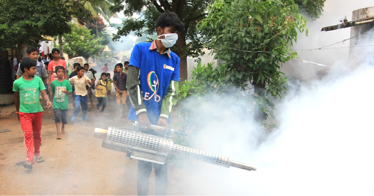 K’taka Teen Declares War on Dengue, Defogs Hubbali Slums To Keeps Kids Safe!
