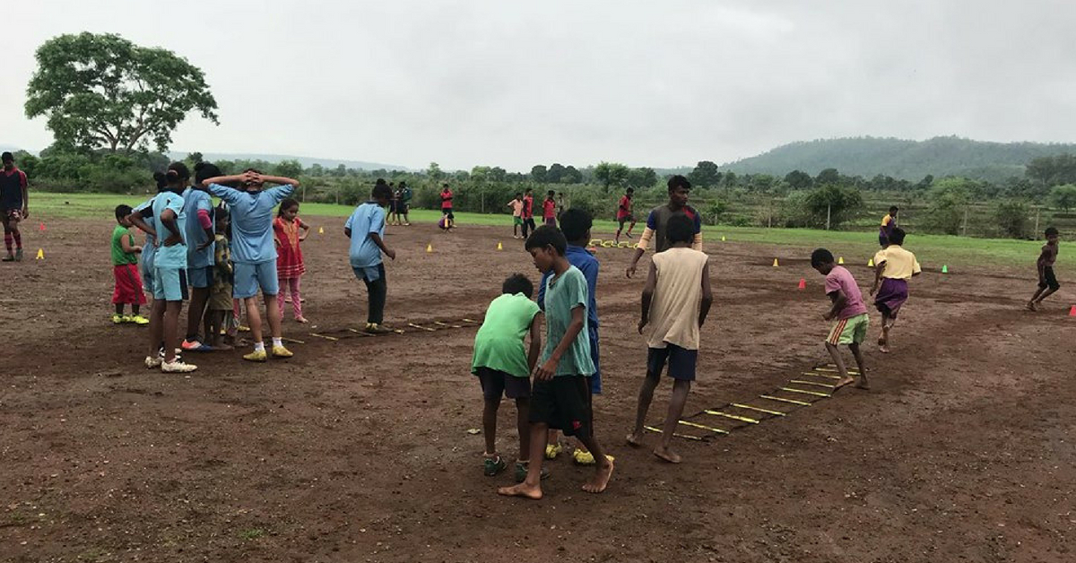 The kids train in drills, essential for footwork in football. Image Credit: Riverside Leagues