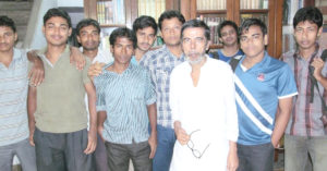 Once a Naxalite, This Physics Teacher Has Educated Poor Kids For Free For 30 Years