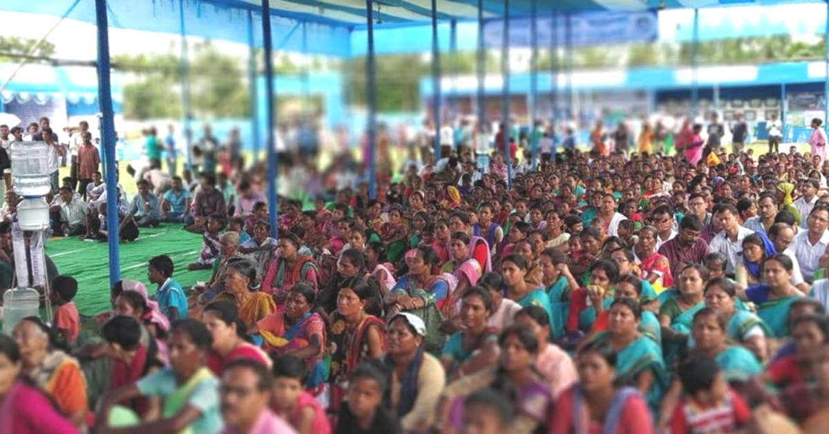 Tea Garden workers gathered at the inaugural camp. (Source: Facebook/Alipurduar District Magistrate)