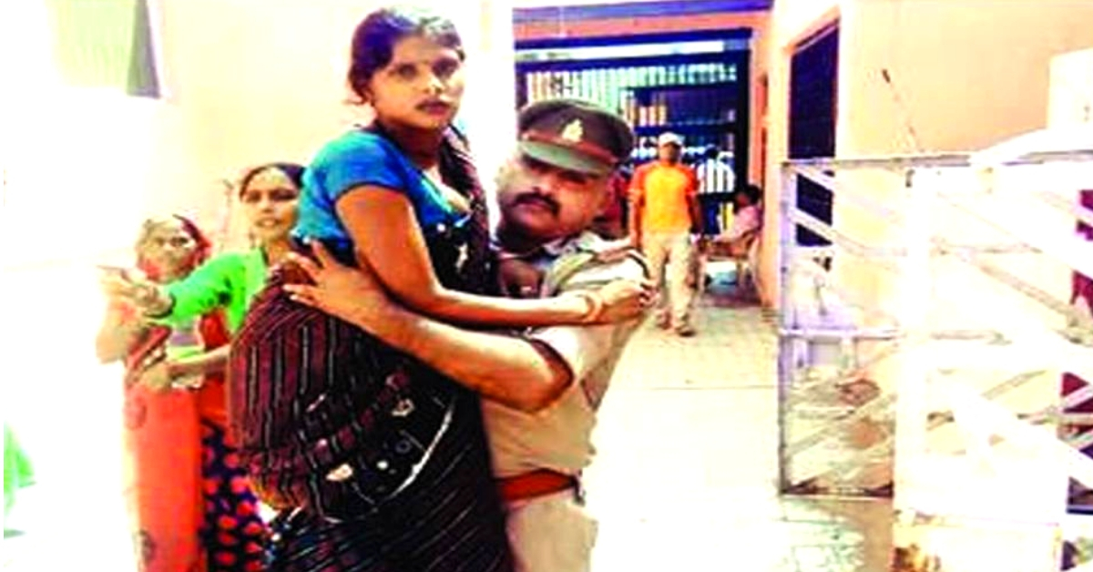 The Mathura cop selflessly helped the pregnant woman, saving mother and the new-born baby. Image Credit: Ankita Dubey.