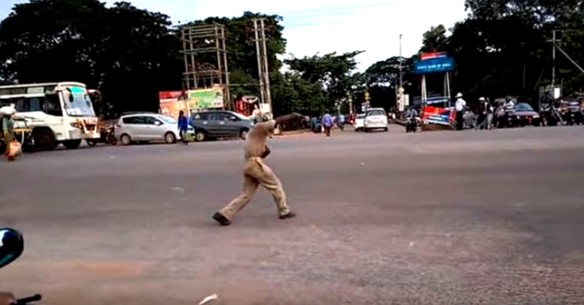 The dancing cop in Bhubaneshwar puts on quite a show! Image Source: Screengrab from video.