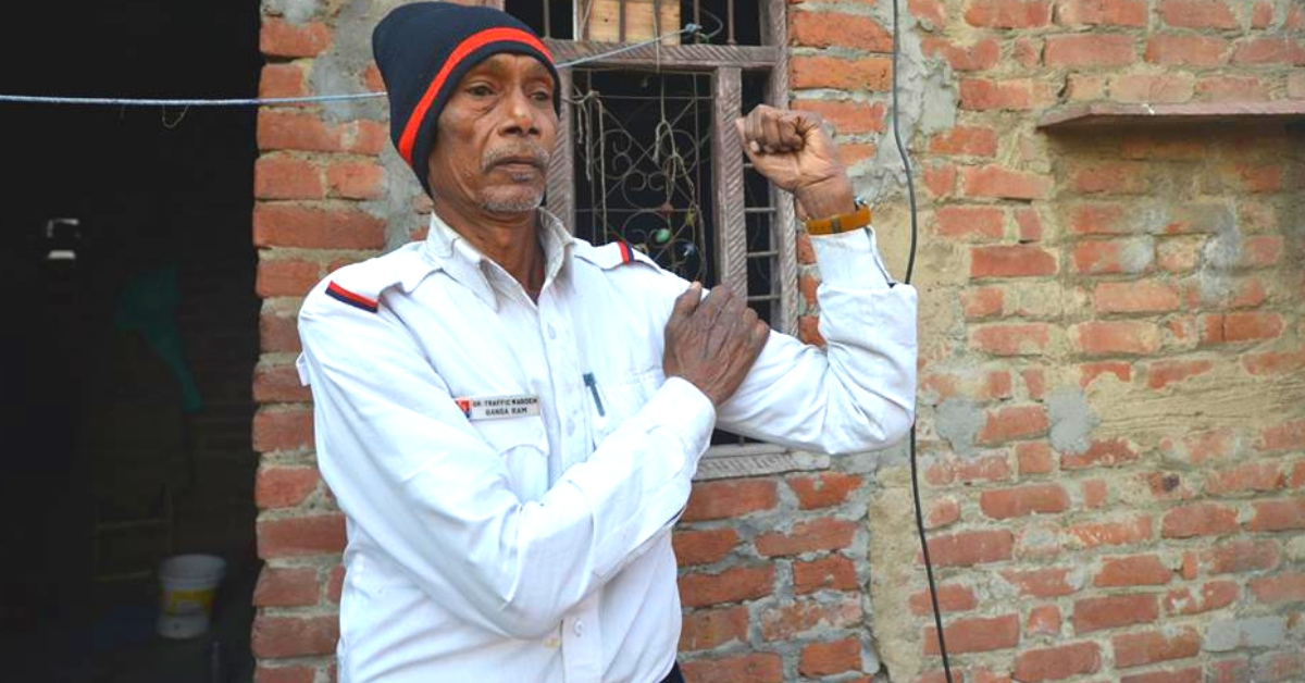 Without fail, Ganga Ram directs traffic at Delhi's busy intersections, every day. Image Credit: Qamar Sibtain