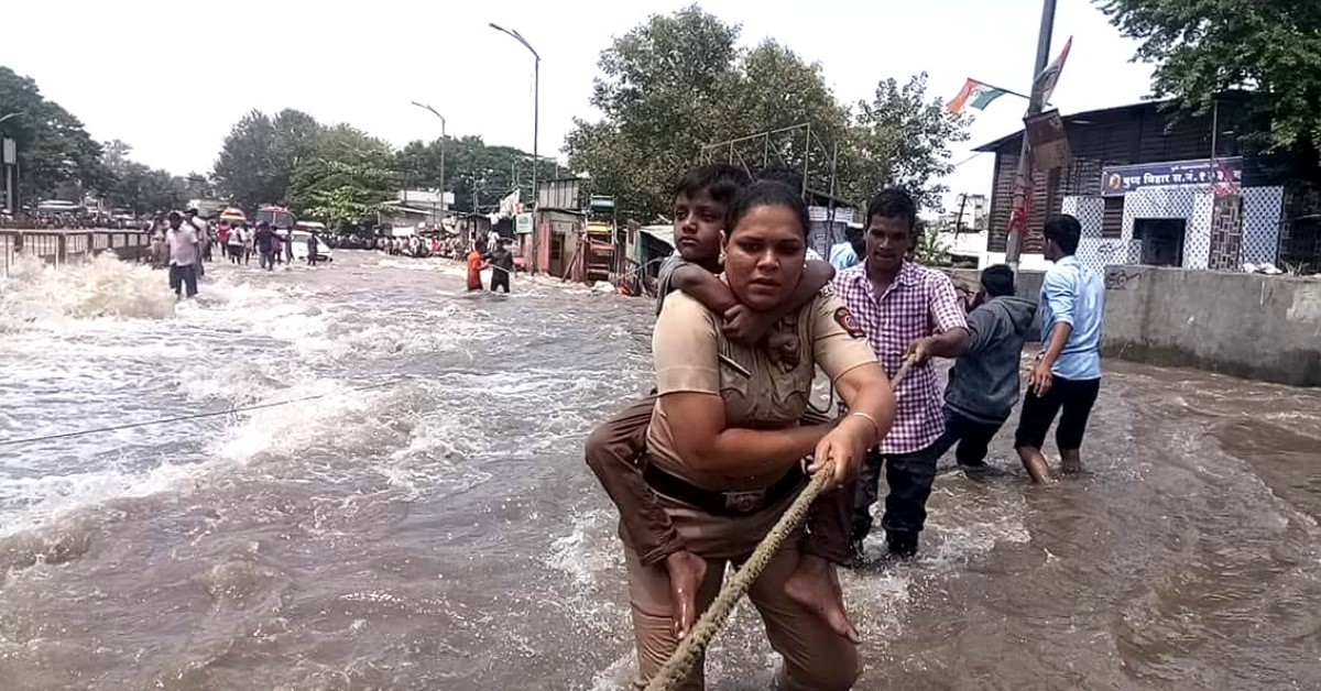 Pune Floods: Brave Constable Springs to Action, Rescues 15 Kids Single-Handedly!