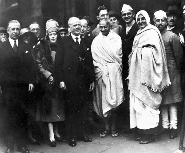 Mahatma Gandhi at Darwen, England, September 26, 1931. with Mirabehn. (Source: Wikimedia Commons)