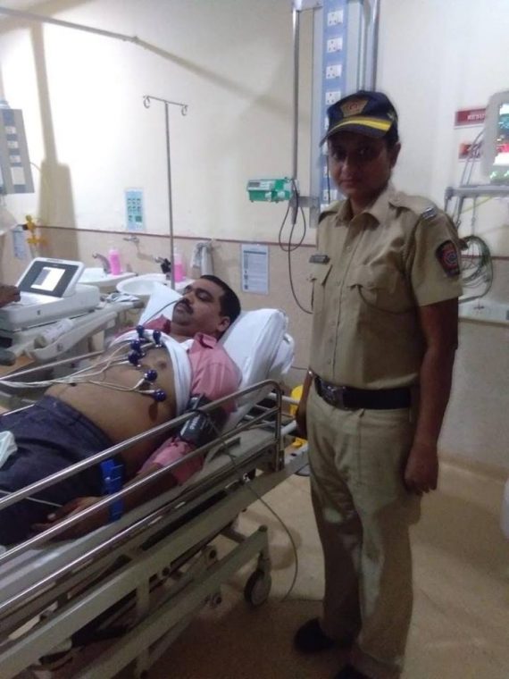 Constable Vispute with Constable Shinde. (Source: MyMedicalMantra)