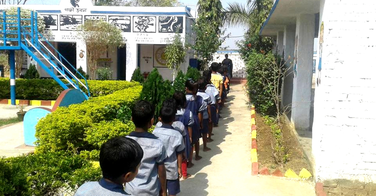 Students of the Gundlubari Primary School, in West Bengal. Image Credit: Gundlubari Primary School