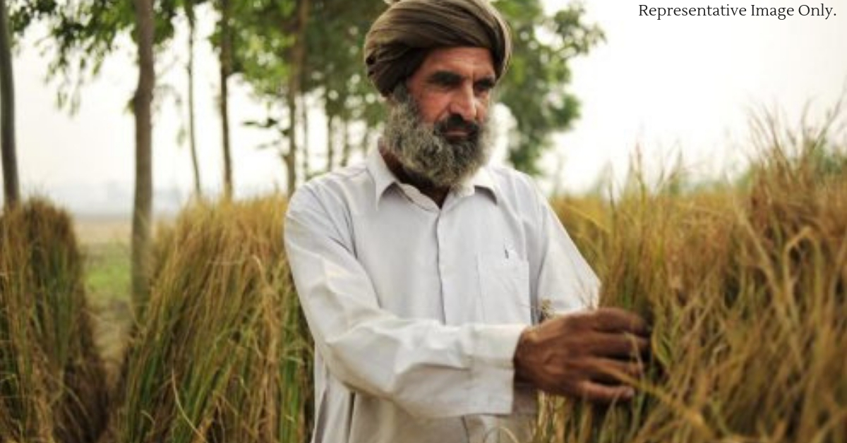 The Punjab farmer Gurbachan, leading the crusade against stubble burning. Representative Image Only. Image Credit: Gurbachan Singh