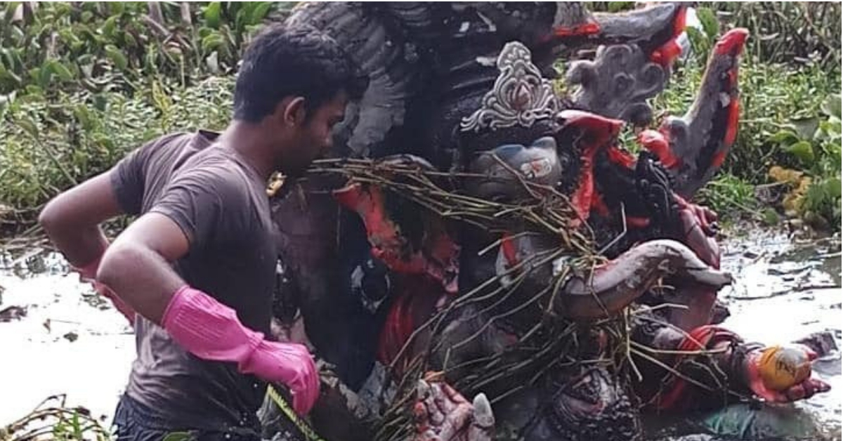 The residents of Hulimavu, Bengaluru, cleaned their neighbourhood lake with their own hands. Image Credit: HKT