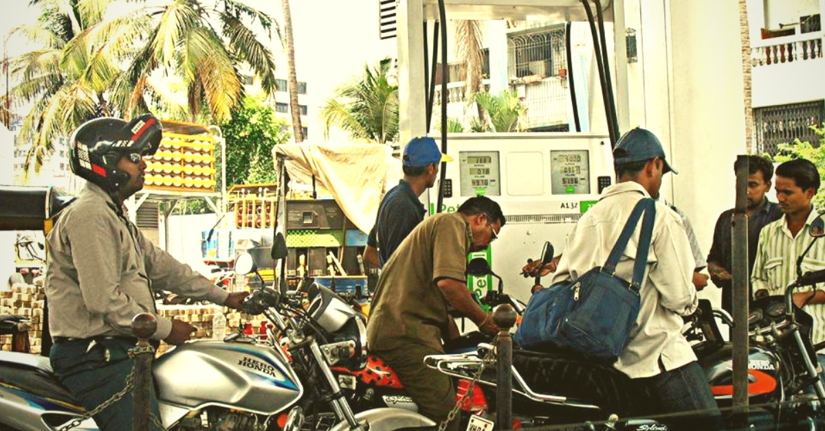 No Helmet, No Petrol: Pune Cops Prioritise Road Safety, Issue Jan 1 Deadline to Pumps!